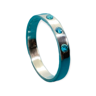 Ring 3 blauwe zirkonia&#039;s